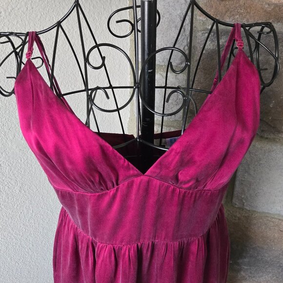 Short Formal Silk Dress in Deep Wine - Picture 6 of 10